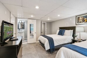 4 Schlafzimmer, Bügeleisen/Bügelbrett, Reisekinderbett, WLAN