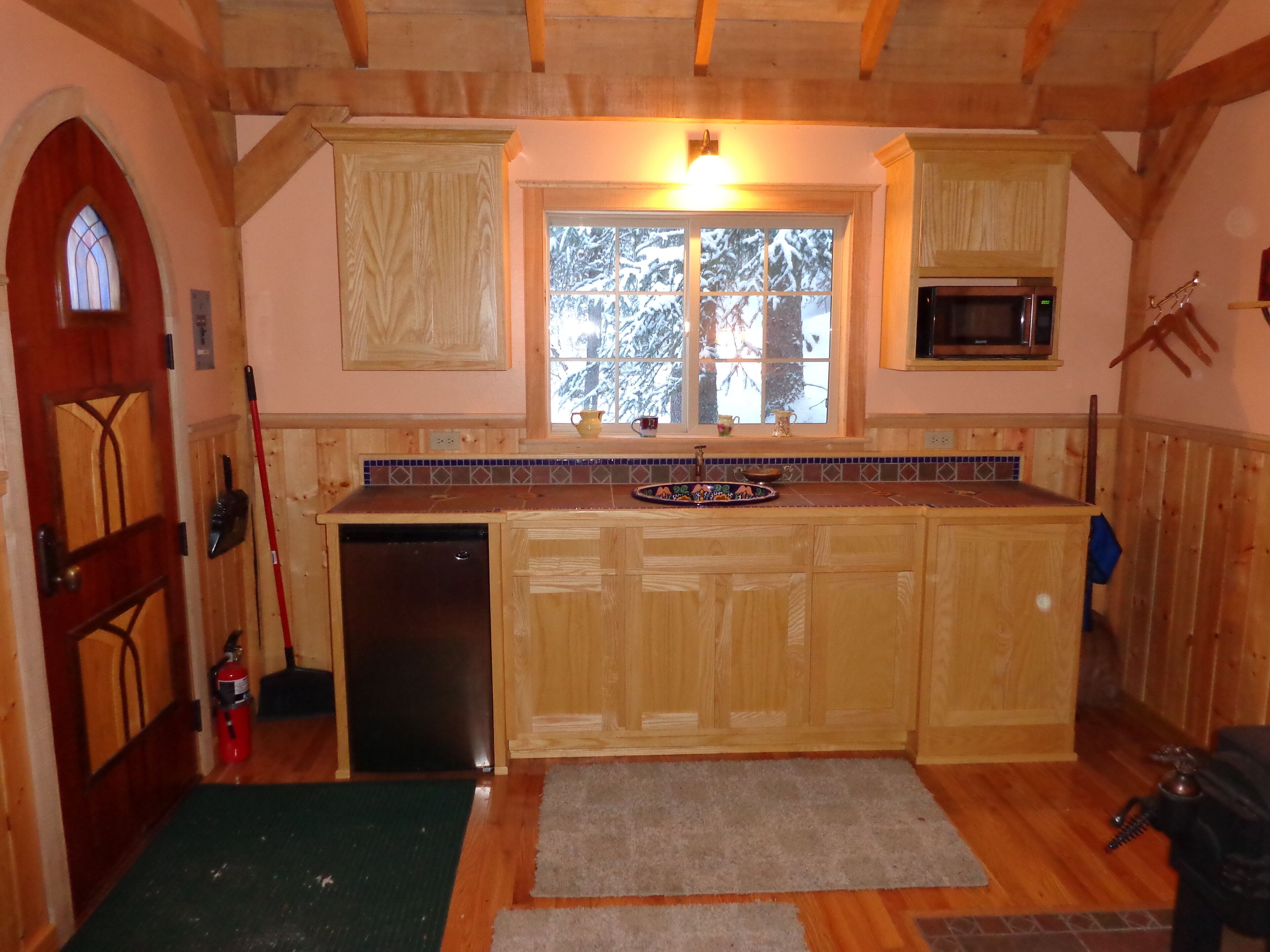 Chugach Mountain Cabin Retreat