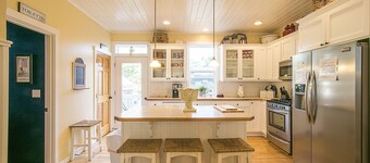 Amazing 5 BR | 2 Masters w/Kings | Bikes | HotTub