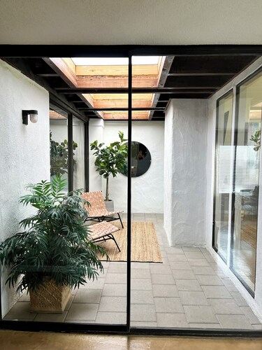 Modern, South Facing, 2000+sq ft, 2 Bedroom, 2.5 Bath Condo