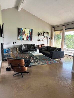 Smart TV, video games, DVD player, books