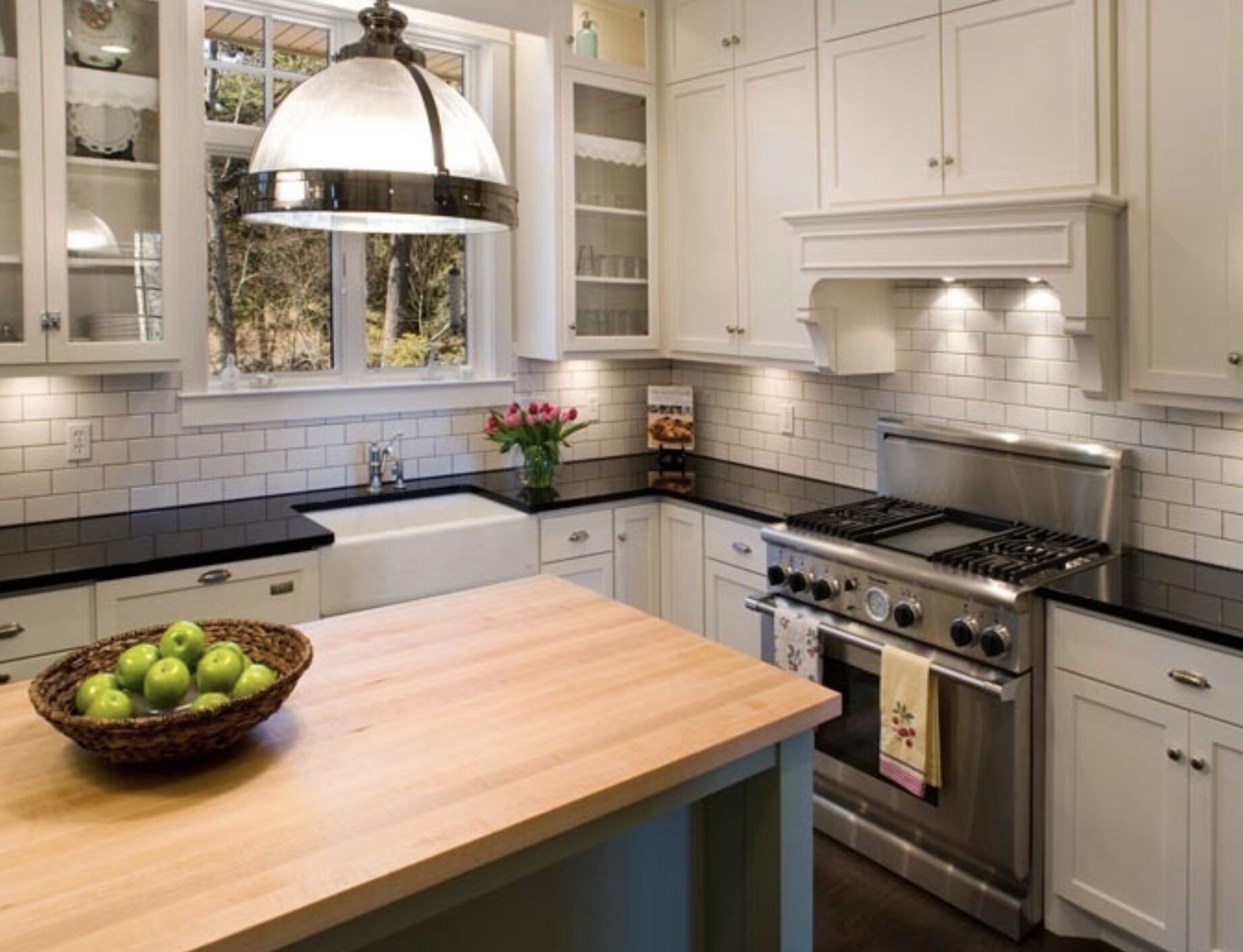 Featured in Door County Magazine Luxury Homes - Sleeps 8