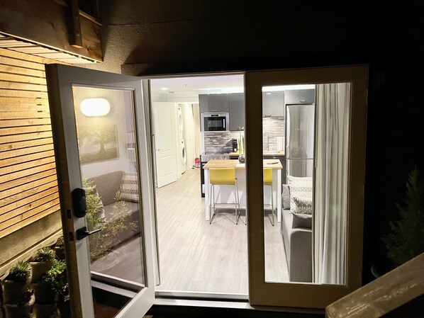 Interior - New Basement Private Suite - Fully Furnished, 1 BEDROOM & Futon (Vancouver)