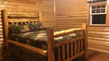 3 bedrooms, WiFi, bed sheets, wheelchair access