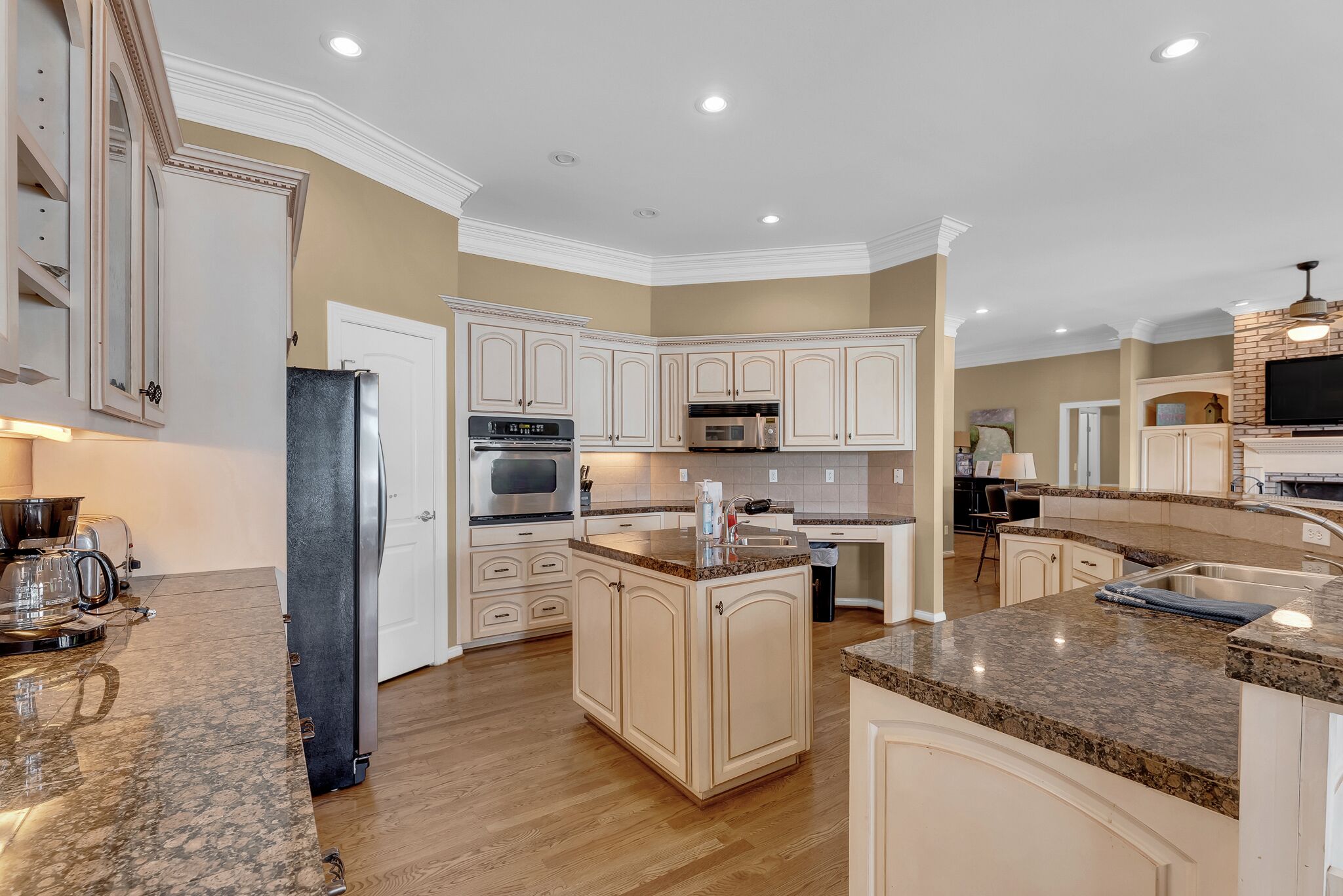 PARADISE on the lake! Easy slope to the water with stone walkway and stone fire pit!