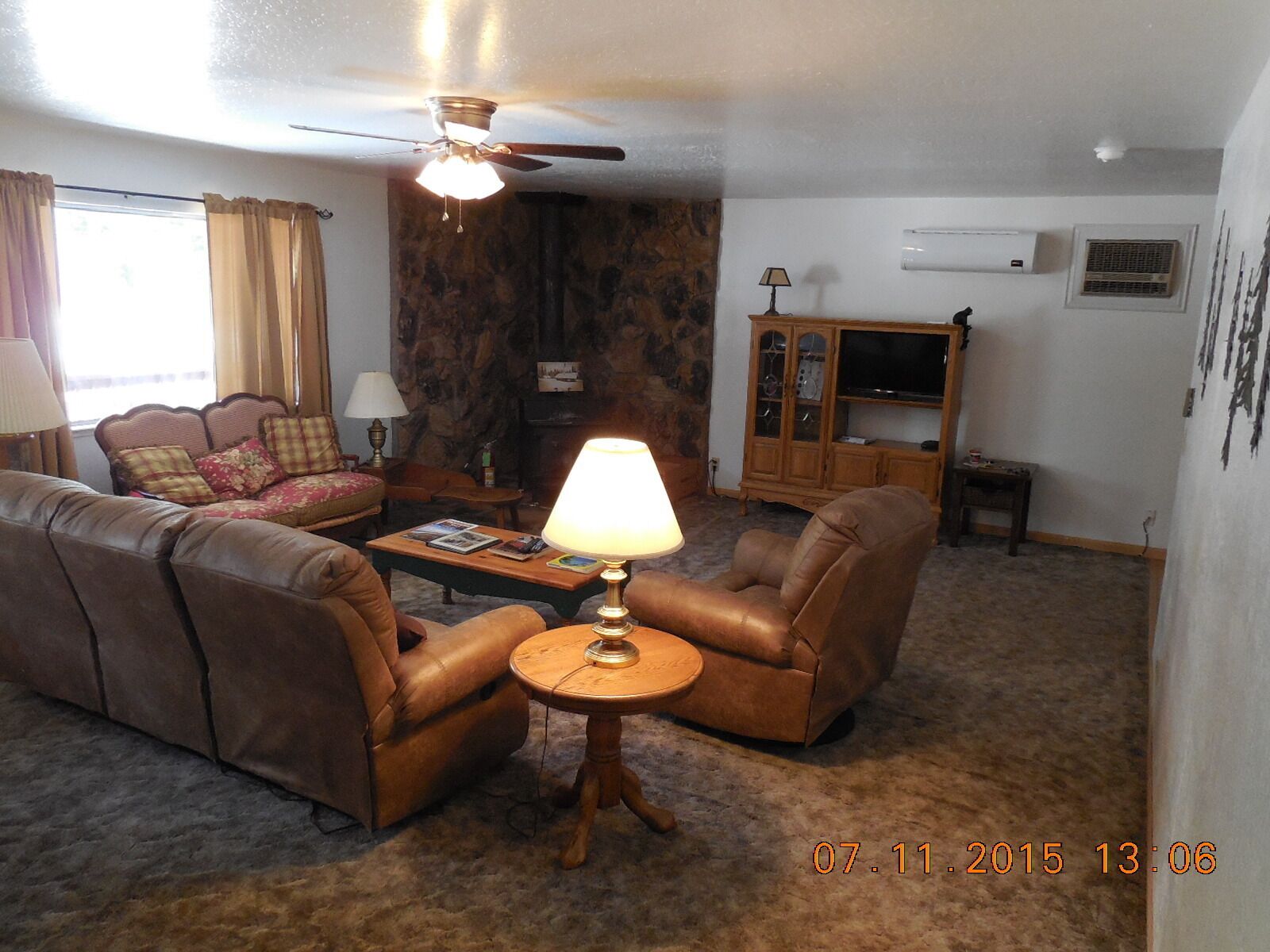 Close to Hwy, Stores and Restaurants in the Rural Pioneer Area - Near Kirkwood