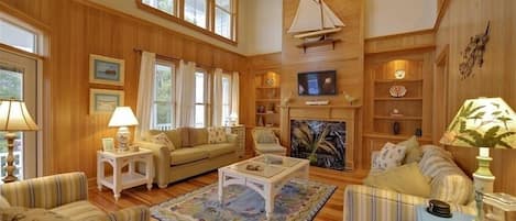 TV, fireplace, DVD player, books