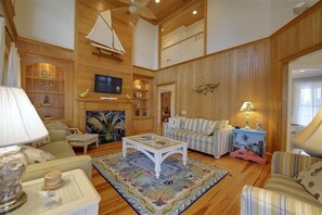TV, fireplace, DVD player, books - Exclusive Elegance on Tybee Island -Ocean view! (Tybee Island)