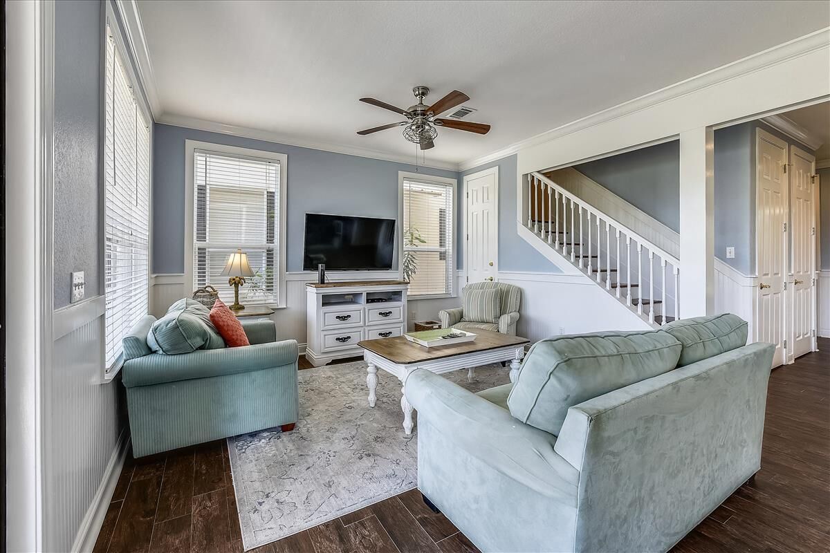 Luxury 30A Vacation Rental House on Lagoon Pool + FREE Bikes "Emerald Escape" 