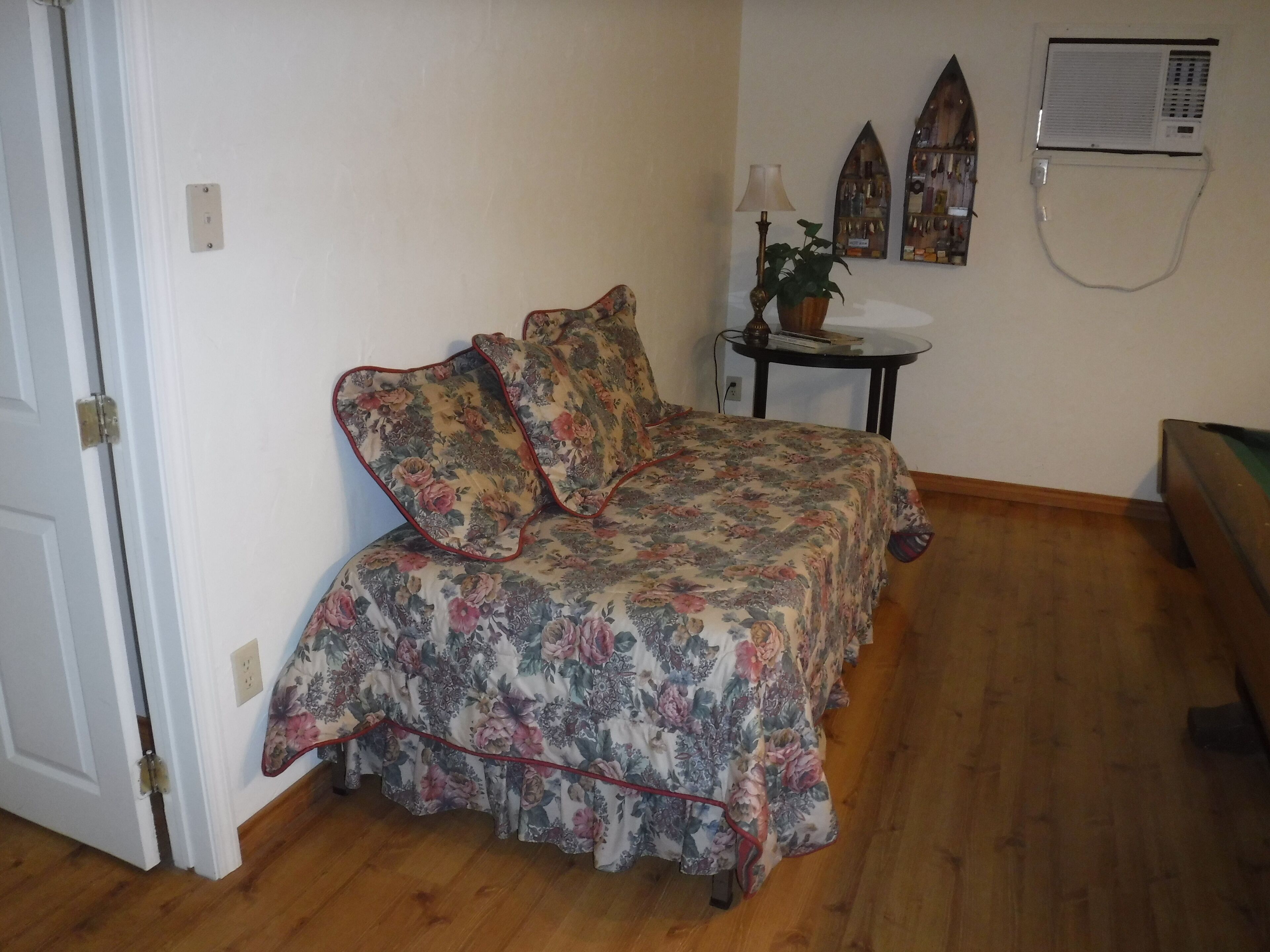 Acorn Timbers Apartment - Lakefront apartment with pier on Lake O' the Pines.