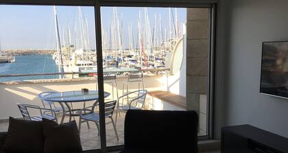 0cean Front Herzelia Wohnung neben Strand und Restaurants