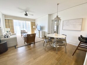 Smart TV, ping pong, books - 1 Bdrm Ocean view Res. Suite w balcony, located at The Ritz, in Key Biscayne (Key Biscayne)