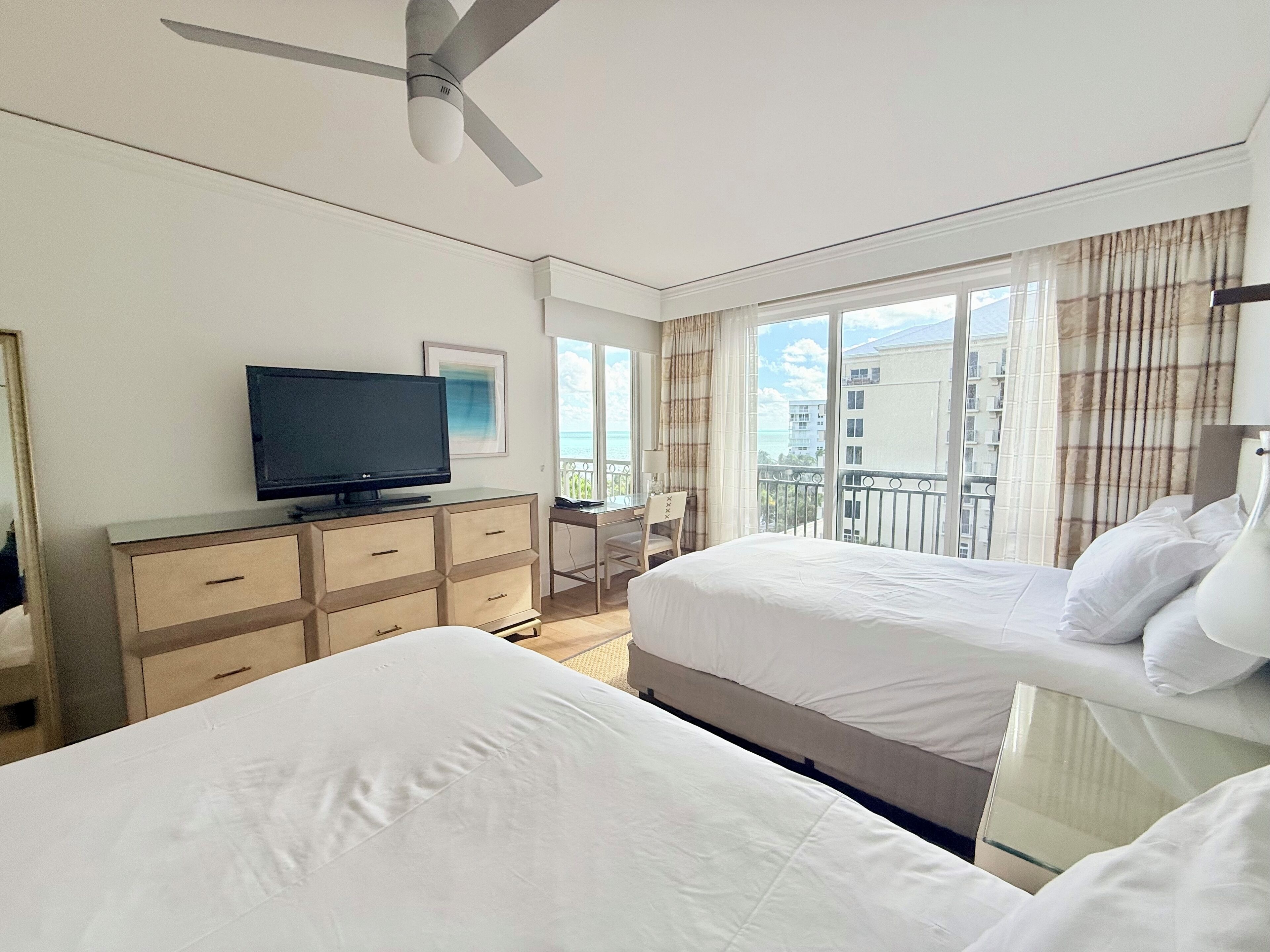 1 bedroom, in-room safe, desk, iron/ironing board