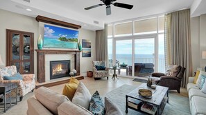 TV, fireplace, DVD player - Turquoise Place 2802C by Liquid Life (Orange Beach)