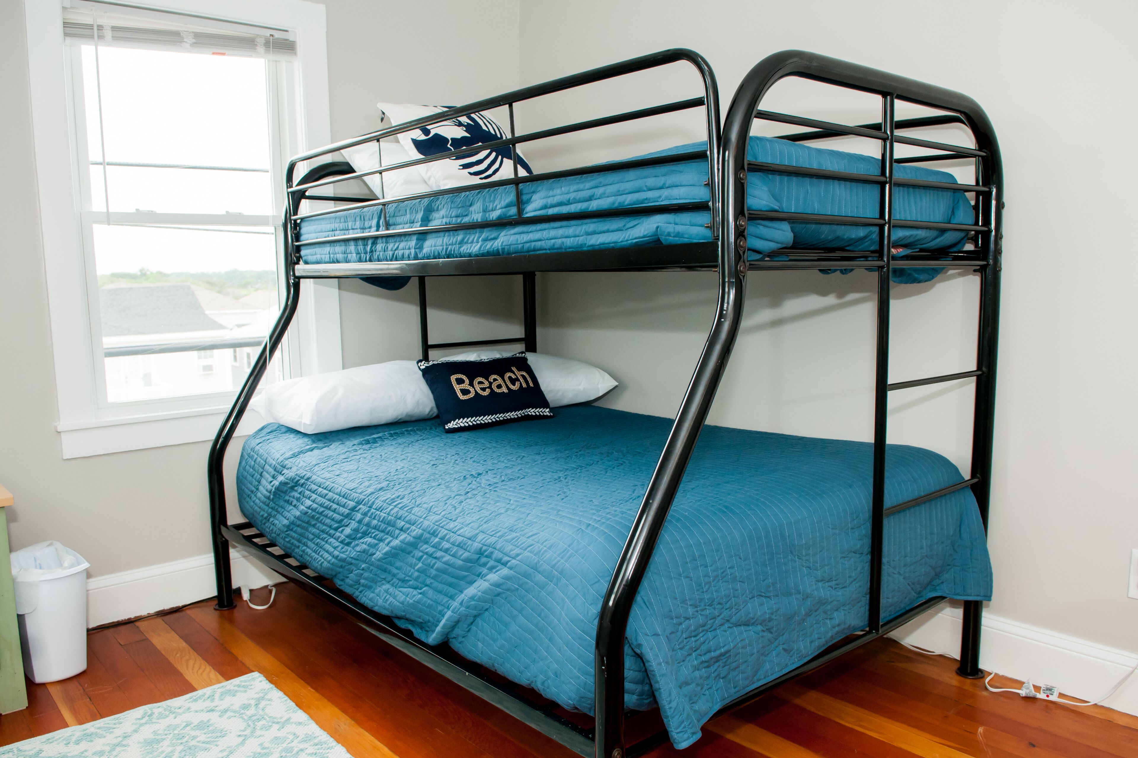 3 chambres, fer et planche à repasser, Wi-Fi gratuit