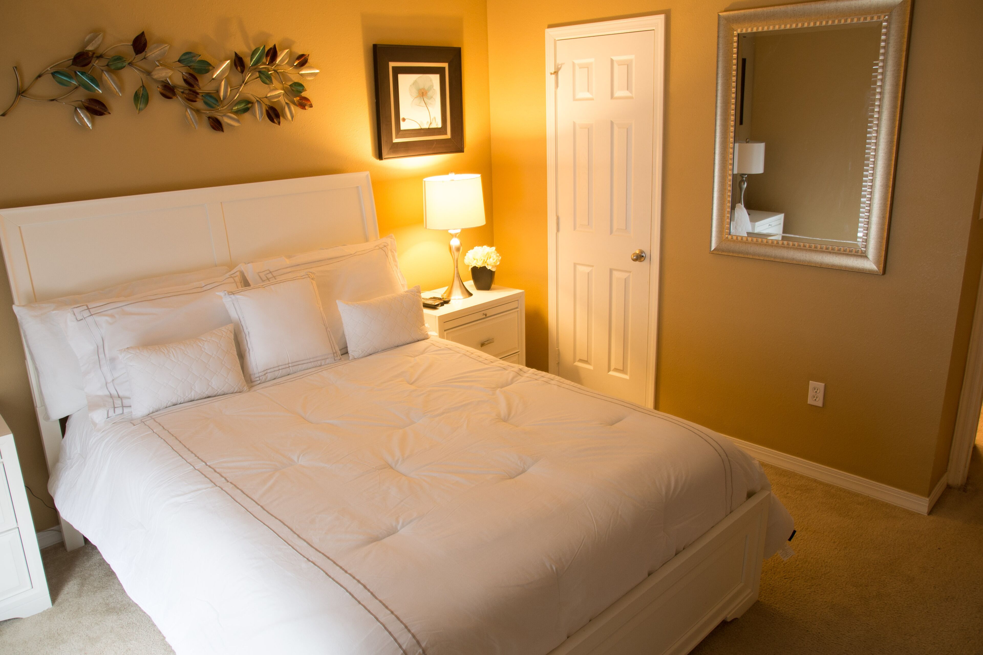 Beautiful Home for Celebs, Couples, Families, Teams