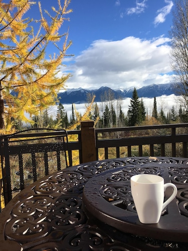 Spectacular Top Floor 2 Br W/ Hot Tub and Panoramic View