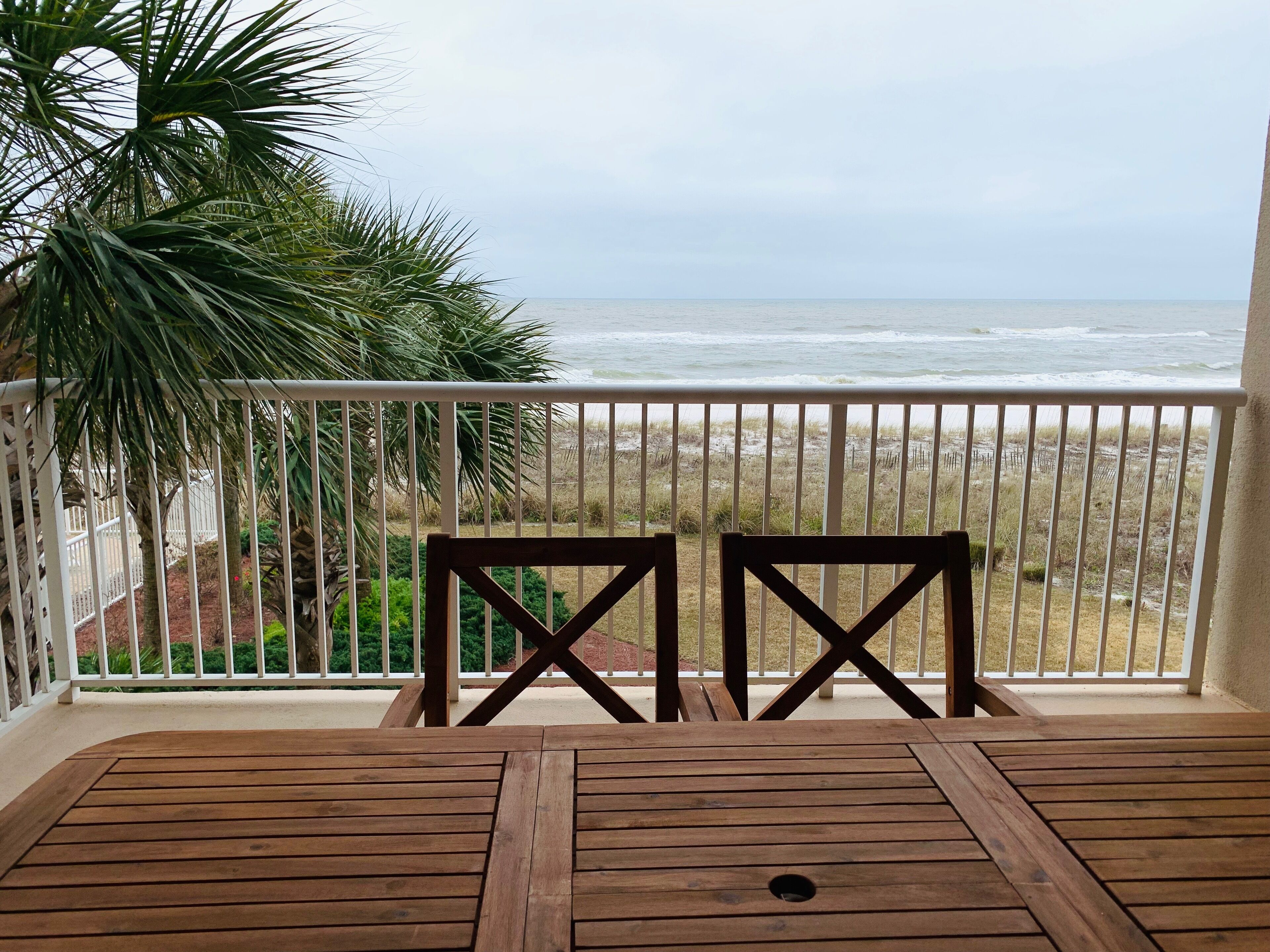 Cute and Comfortable Beachfront Condo