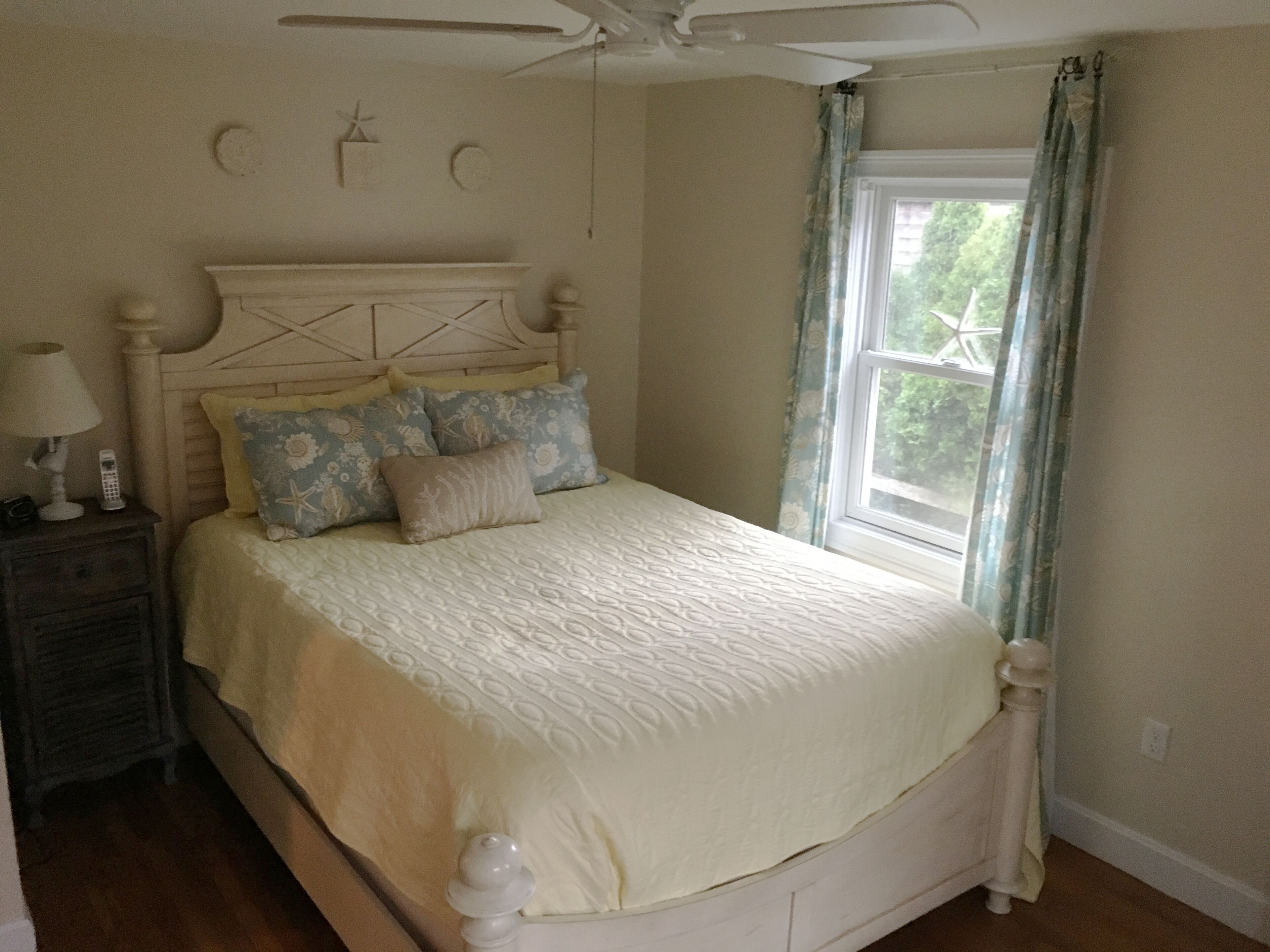 Charming Lewis Bay Beach Rental