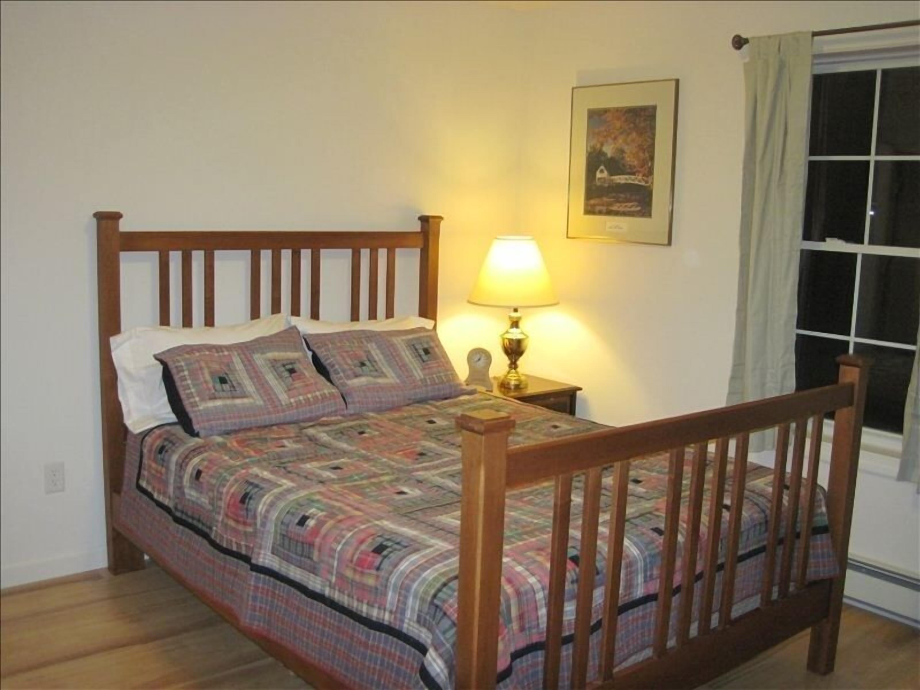 Location!MountainViewsHeartofAcadia.Walk to trails/park loop June10-13 Available