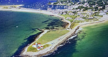 Available for Fall Winter and Spring monthly rental, incredible Ocean View. .