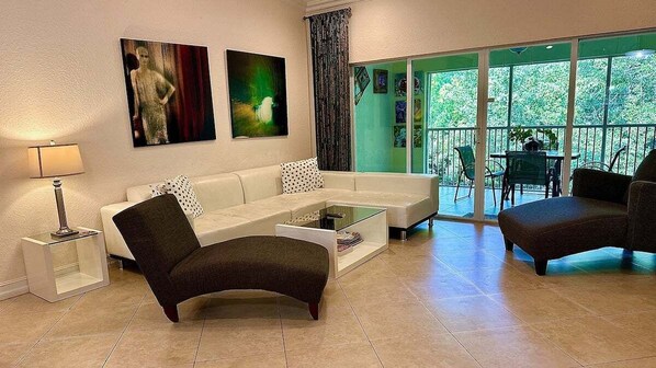 Televisio, pöytätennispöytä