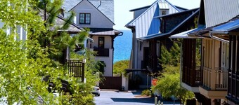 Jolly Roger:  Amazing Rosemary Carriage Home South of 30A