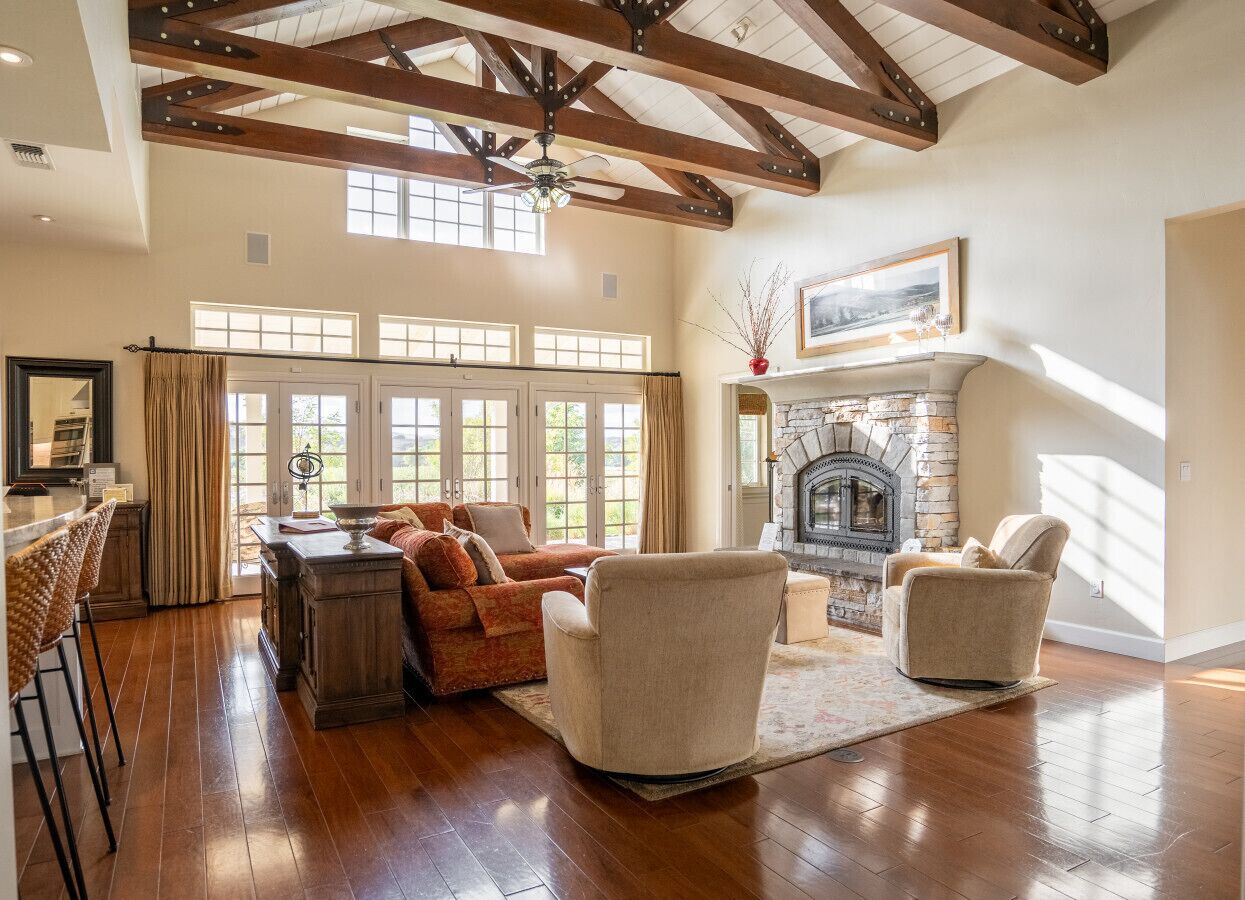 TV, peis, fotballspill og bordtennis