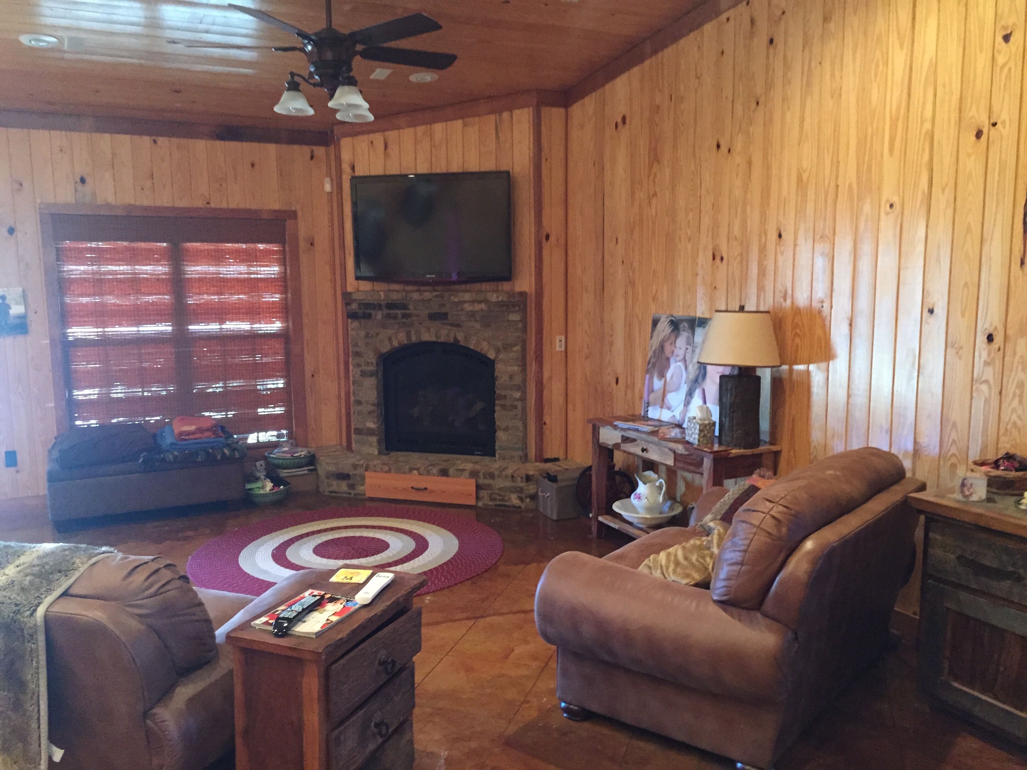 New Listing - Game weekends available - Sleeps 12 in beds 