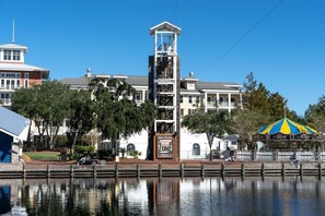 Exterior - Beautiful Sandestin® Home! 6-Seater Golf Cart! 5 Bikes! Resort Pool Access - Beach Orchid Villa Lago (Miramar Beach)