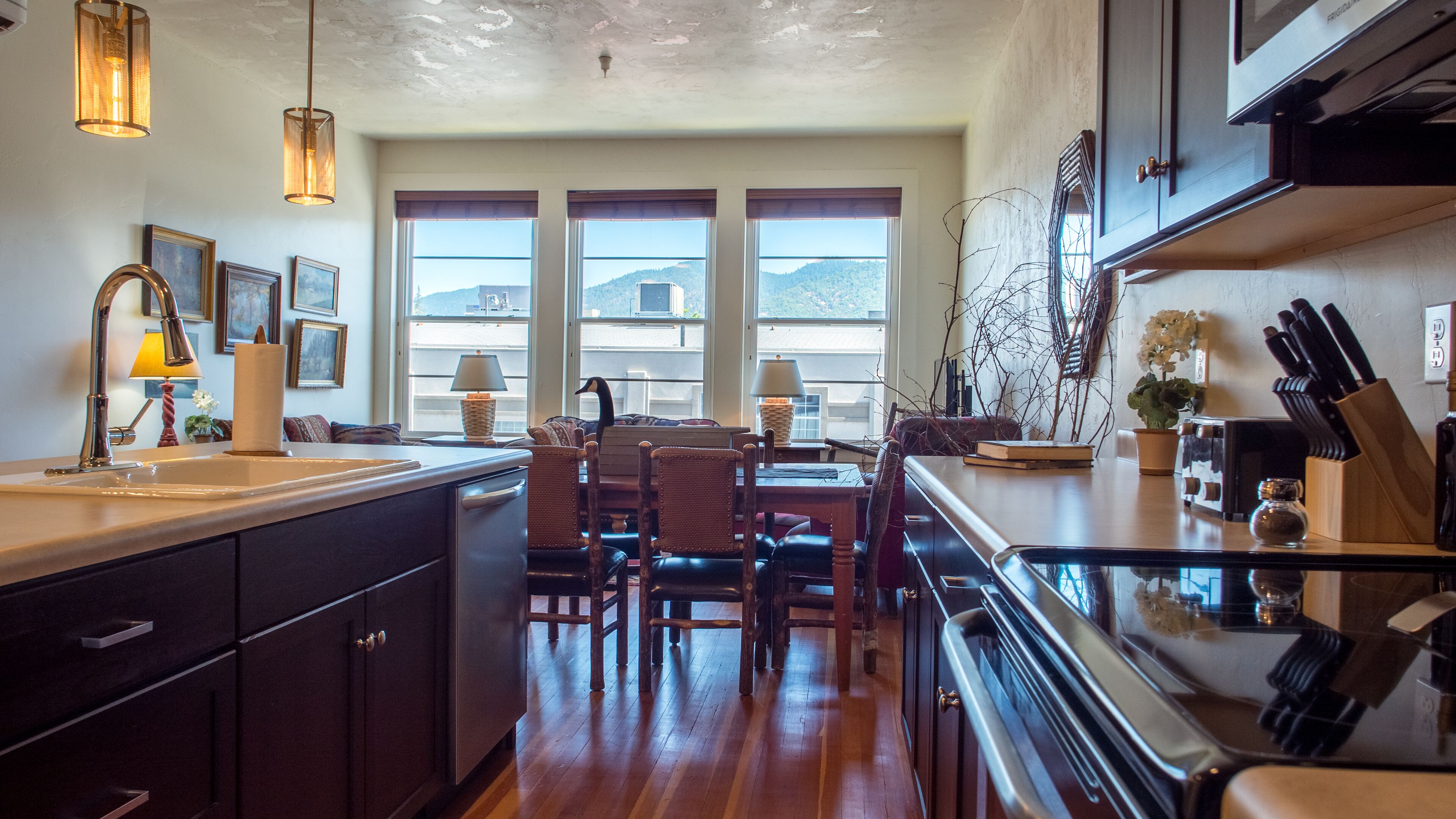 2bd Loft in Historic Grants Pass # 119