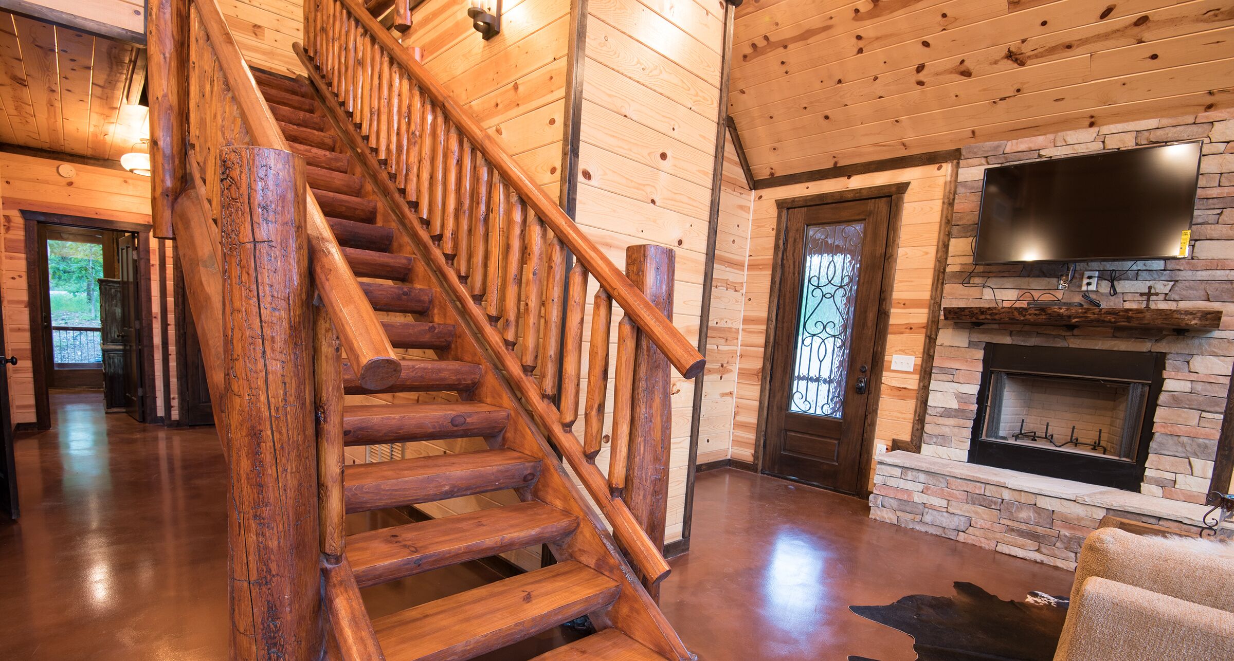 Starry Respite: Sleep 9, Hot Tub, 3 Fireplaces, Ping Pong, Foosball, Arcade, Pet