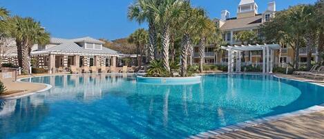 Piscina all'aperto, una piscina riscaldata