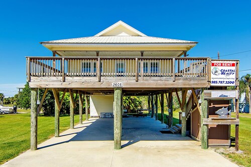 Cajun Yacht Club: Coastal Realty Group