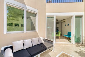 Terrace/patio - Air-conditioned penthouse with private rooftop, strong WiFi, pool & cabana (Playa del Carmen)