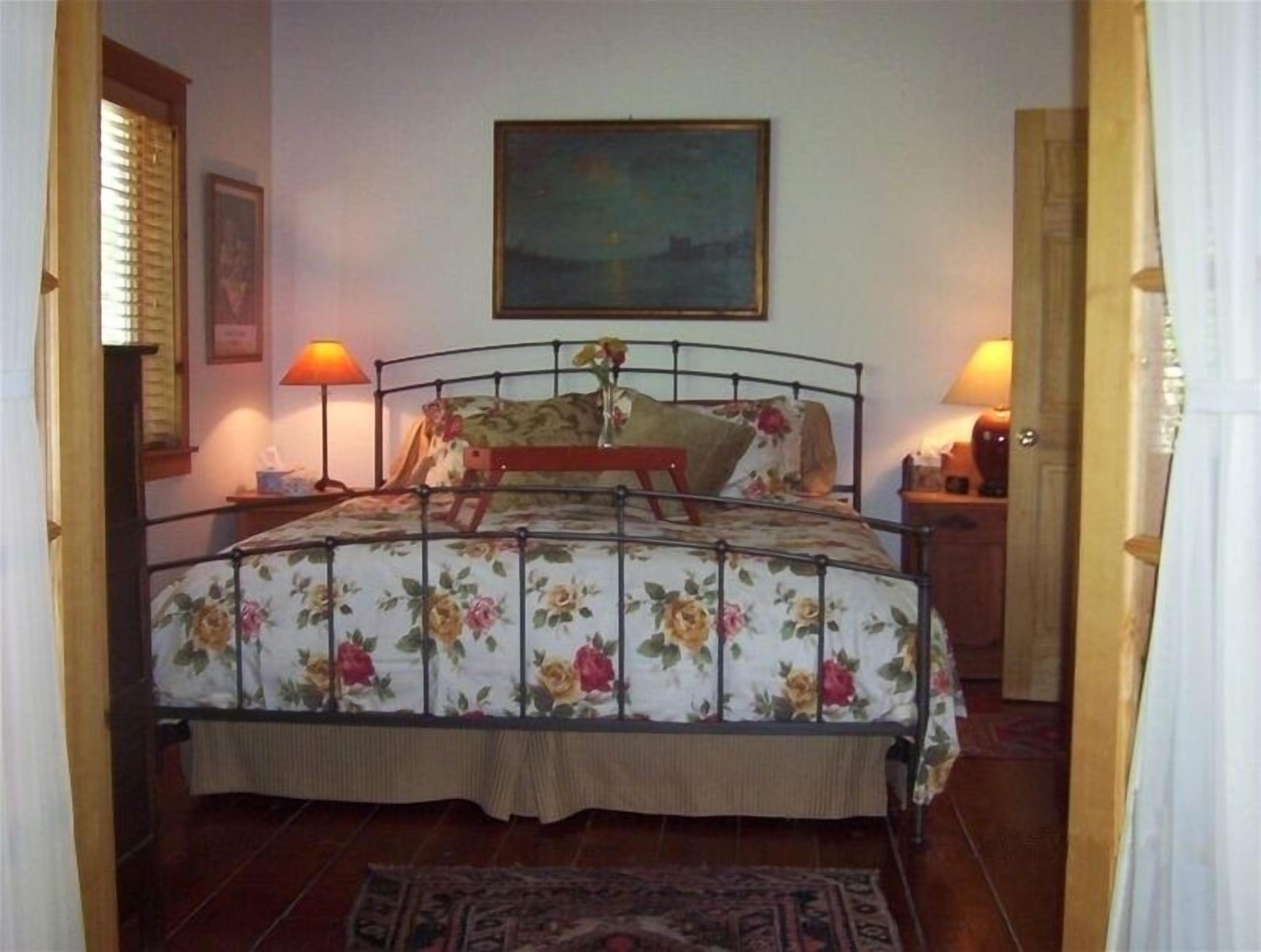 1 habitación, escritorio, tabla de planchar con plancha y wifi gratis 