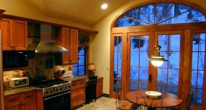 Luxurious Ski House on Snowmass Mountain. 324 Deer Ridge Lane Snowmass Village.