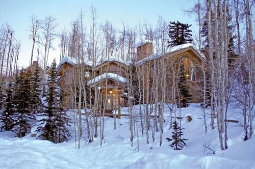 Luxurious Ski House on Snowmass Mountain.  324 Deer Ridge Lane Snowmass Village.