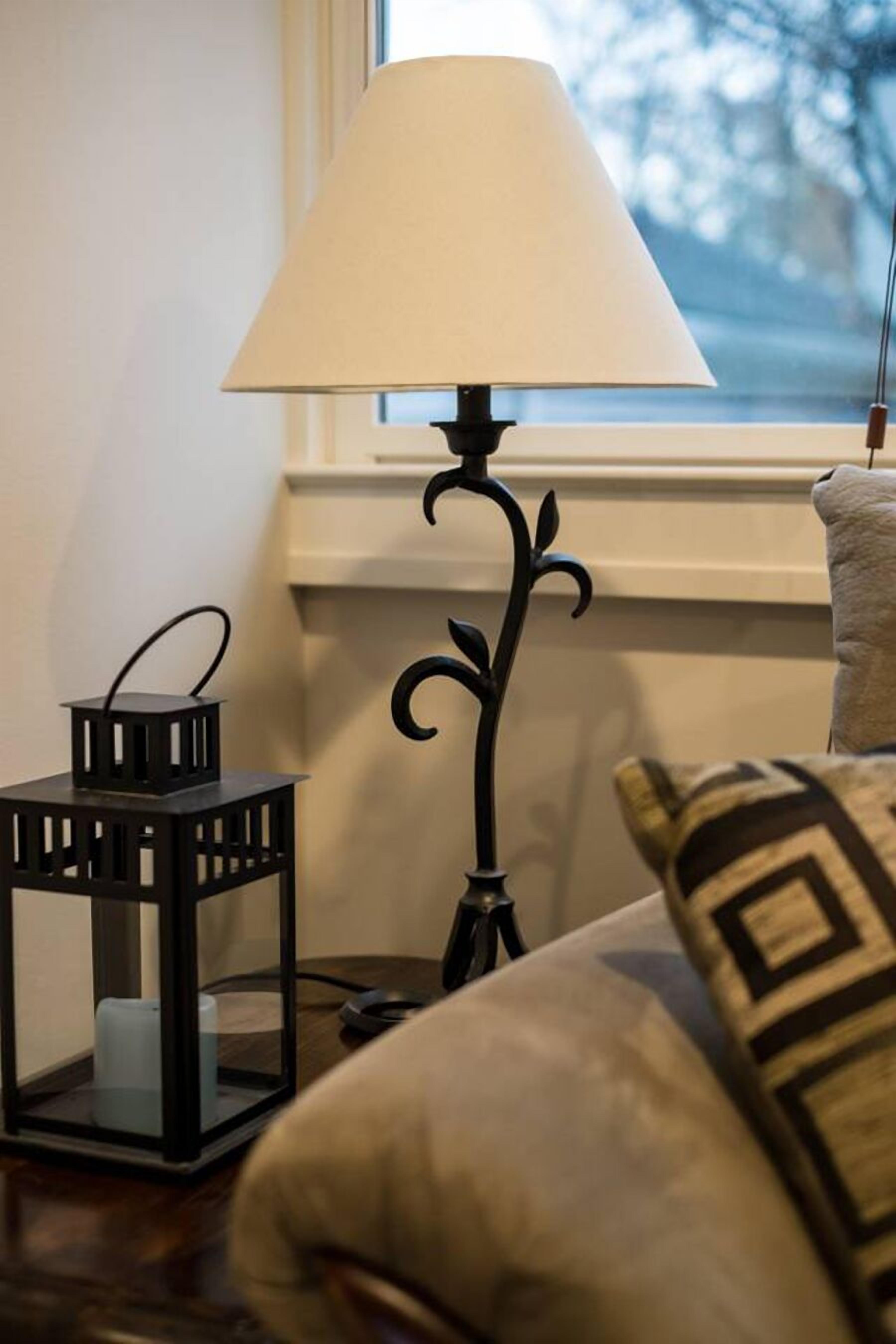 1BR Midtown Carriage House