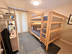 3 Schlafzimmer, Bügeleisen/Bügelbrett, Reisekinderbett, kostenloses WLAN