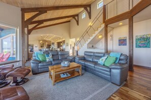 Smart TV, fireplace, video games, DVD player