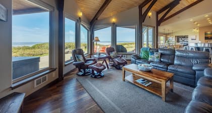 Oceanfront, yksityinen pääsy rannalle, poreallas, WiFi, teatteri, suuret ryhmät, ylellisyys