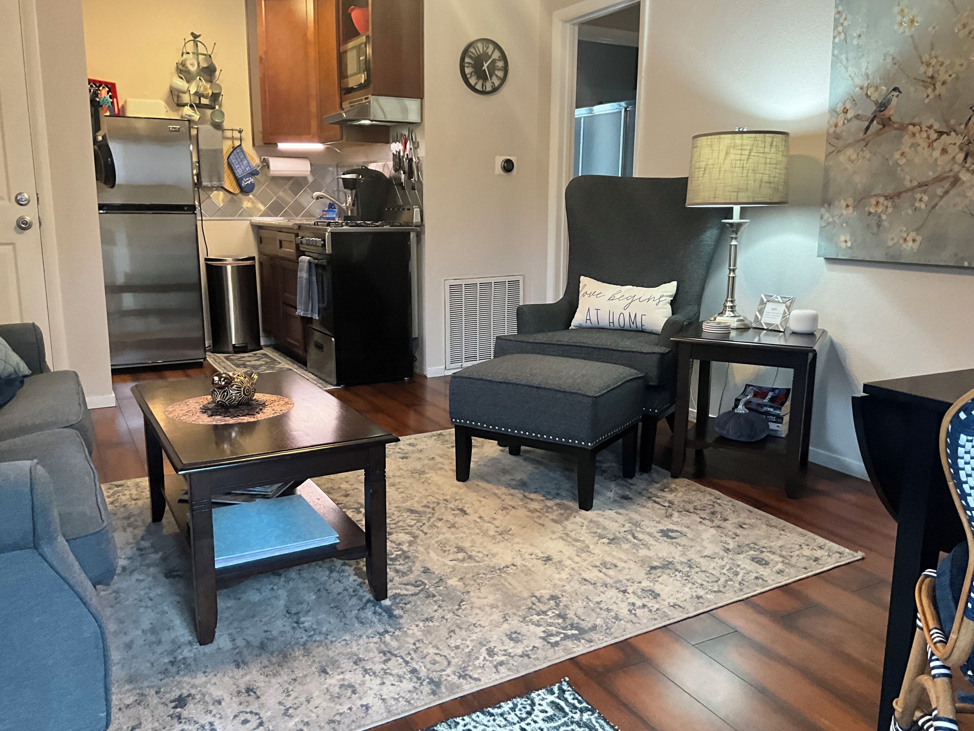 智能電視、書籍