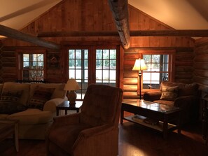 Smart TV, fireplace, DVD player, books