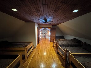 5 habitaciones y caja de seguridad en la habitación 