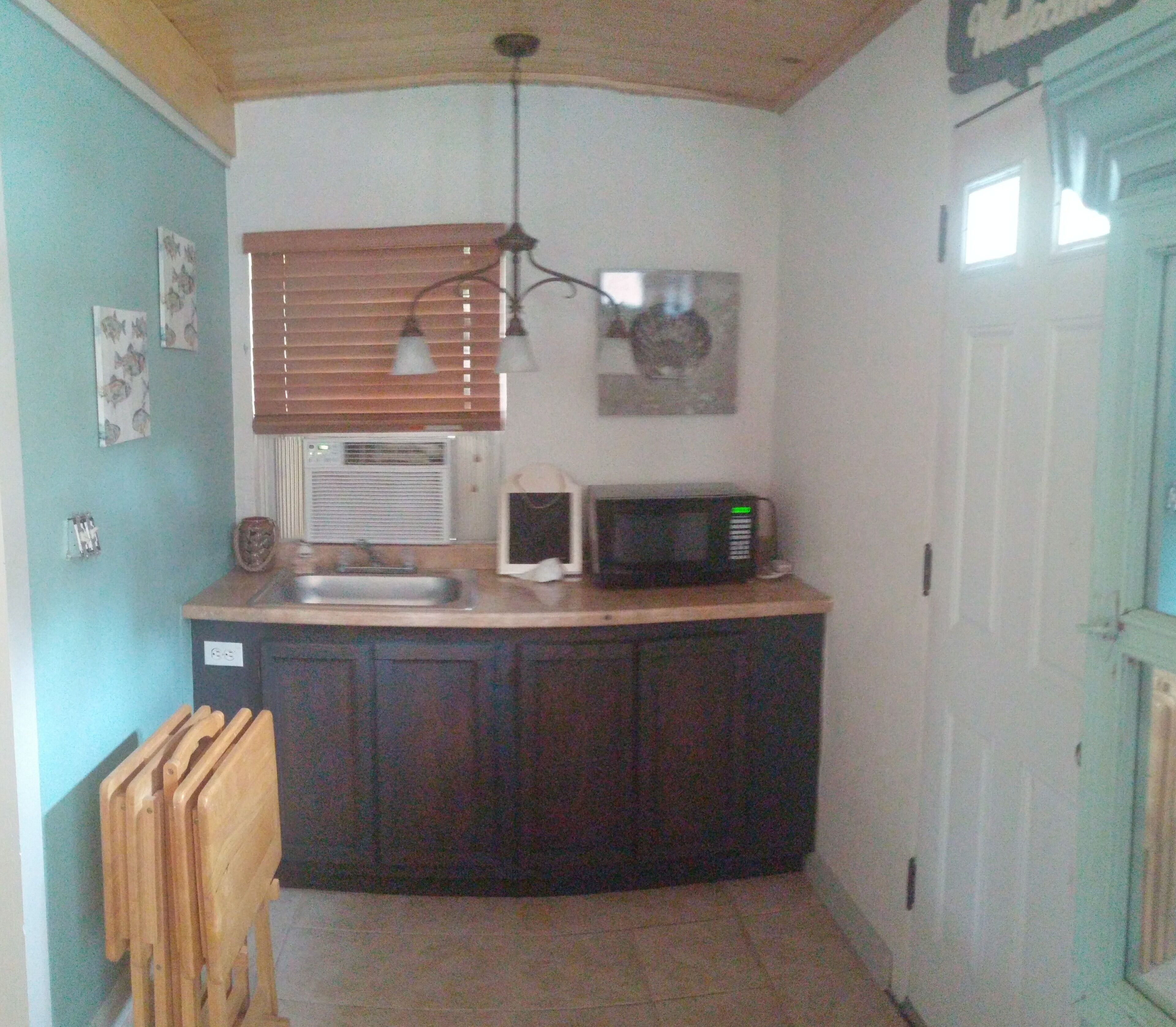 Hidden Gem in Crystal River<br>No Additional Cleaning fees <br>Or Linen fee<br>