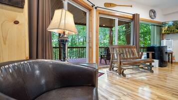 Smart TV, video games, stereo