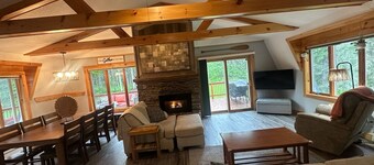 North Shore Retreat: Fireplace, heated mattresses for winter and sauna! 