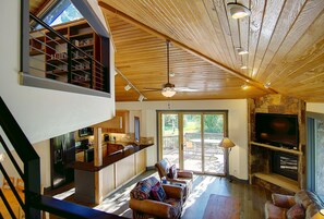 TV, fireplace, video games, DVD player