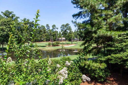 Golf front home with 8 beds